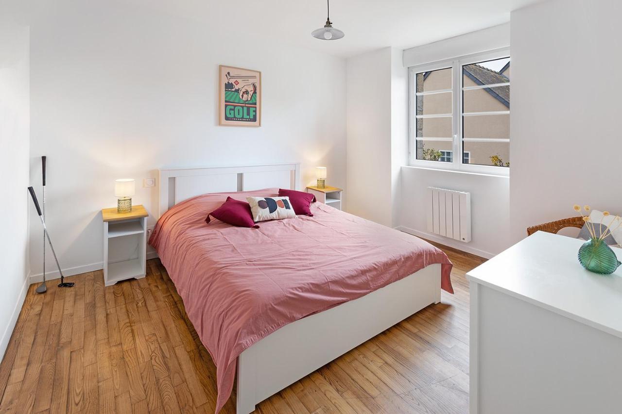 Loft British Au Pied Du Mont ! Apartman Pontorson Kültér fotó